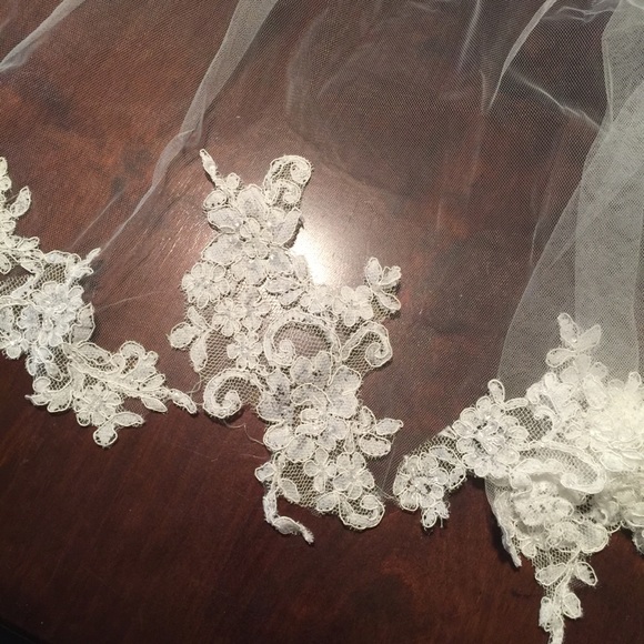 Disney bridal veil in ivory with lace and beading main image 8